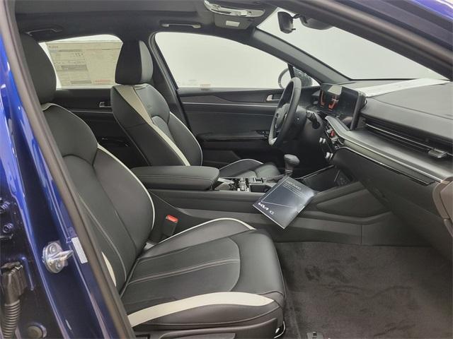 new 2025 Kia K5 car, priced at $30,380