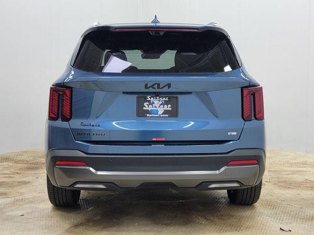 new 2026 Kia Sorento Hybrid car, priced at $43,978