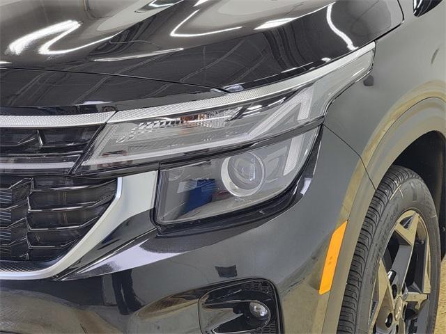 new 2026 Kia Seltos car, priced at $29,615