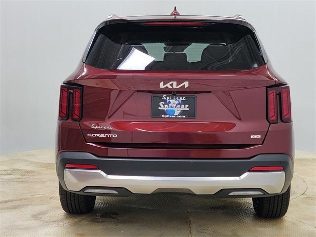 new 2025 Kia Sorento car, priced at $35,636