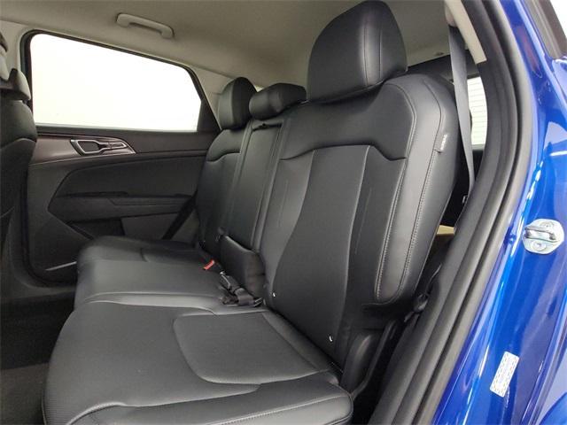 new 2025 Kia Sportage car, priced at $28,552