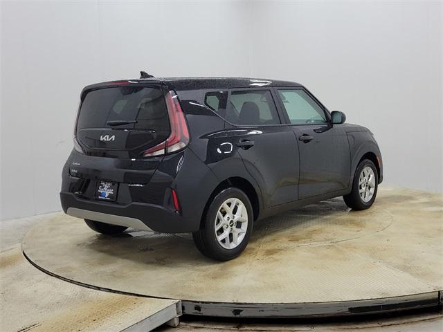 new 2025 Kia Soul car, priced at $24,093