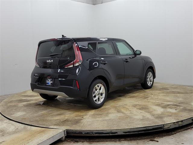 new 2025 Kia Soul car, priced at $21,880