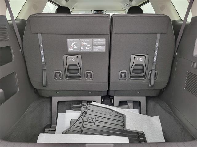 new 2025 Kia Carnival car, priced at $38,396