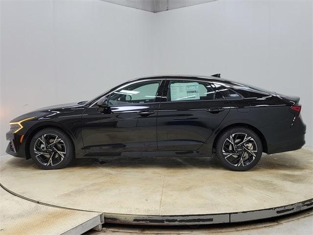 new 2025 Kia K5 car, priced at $29,344