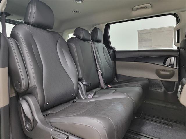 new 2026 Kia Carnival Hybrid car, priced at $40,409