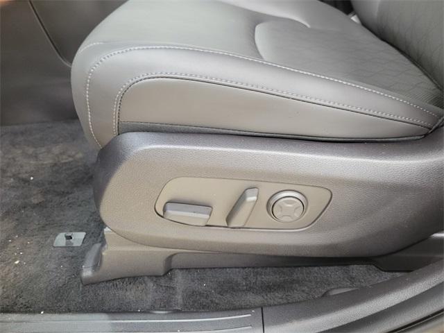 new 2025 Kia Carnival car, priced at $38,896