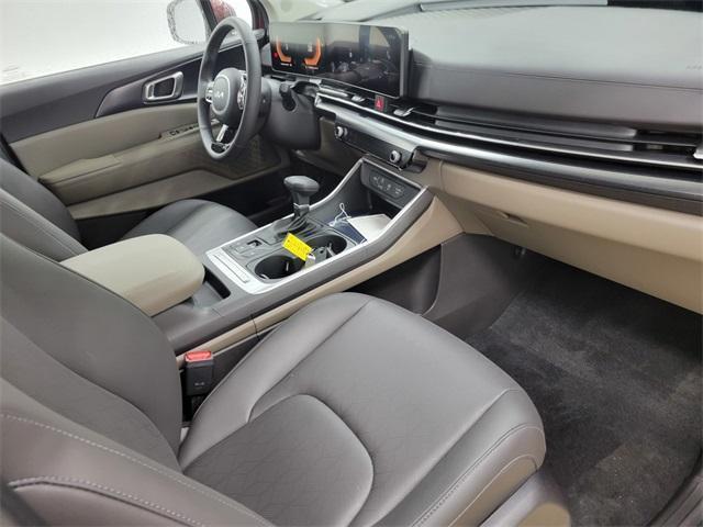 new 2025 Kia Carnival car, priced at $38,896