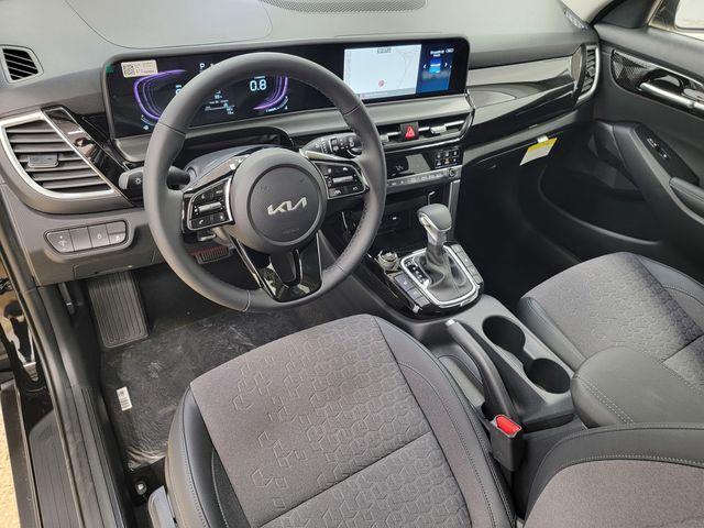new 2026 Kia Seltos car, priced at $27,273