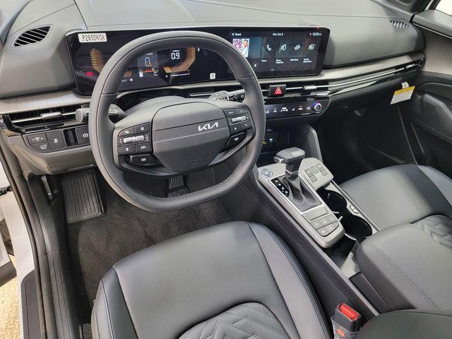 new 2026 Kia Sportage car, priced at $33,684