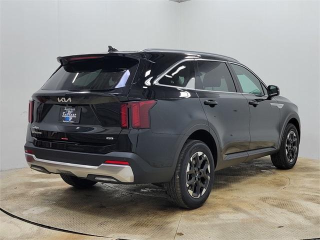 new 2026 Kia Sorento car, priced at $35,748