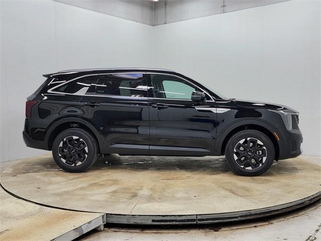 new 2026 Kia Sorento car, priced at $35,748