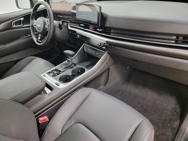 new 2026 Kia Carnival car, priced at $49,682
