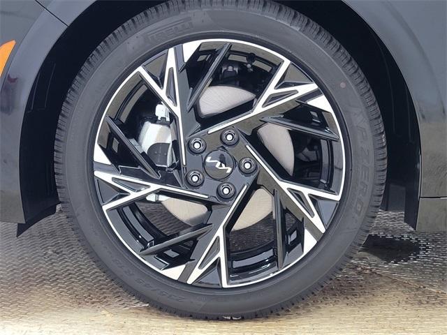 new 2026 Kia K5 car, priced at $29,629