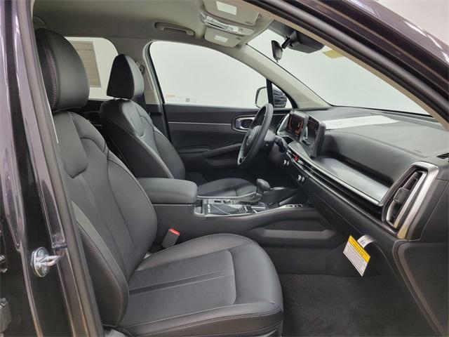 new 2025 Kia Sorento car, priced at $35,172