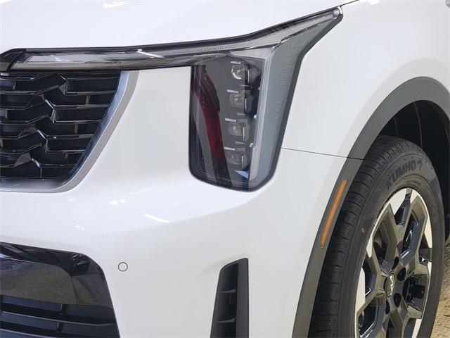 new 2025 Kia Sorento car, priced at $34,993