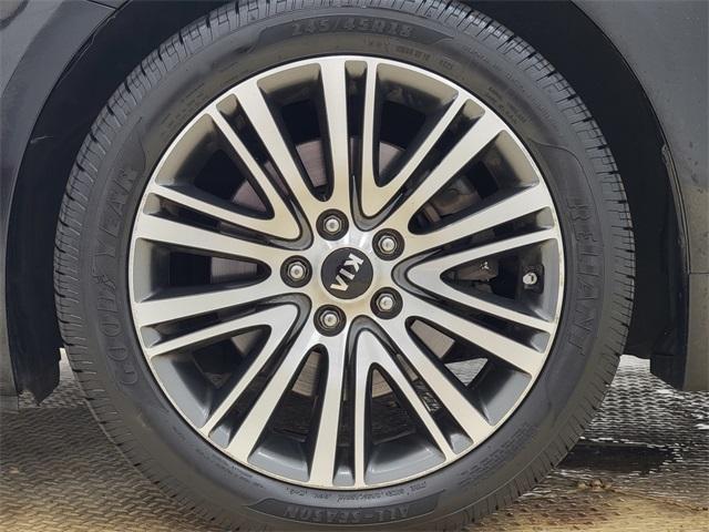 used 2014 Kia Cadenza car, priced at $4,750