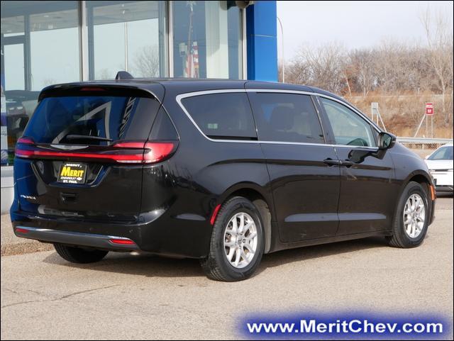 used 2023 Chrysler Pacifica car, priced at $25,995