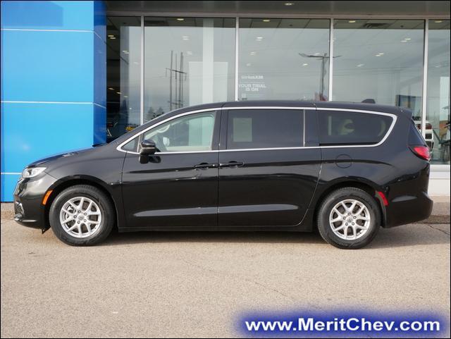 used 2023 Chrysler Pacifica car, priced at $25,995