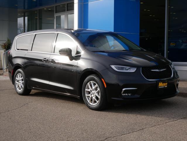 used 2023 Chrysler Pacifica car, priced at $23,995