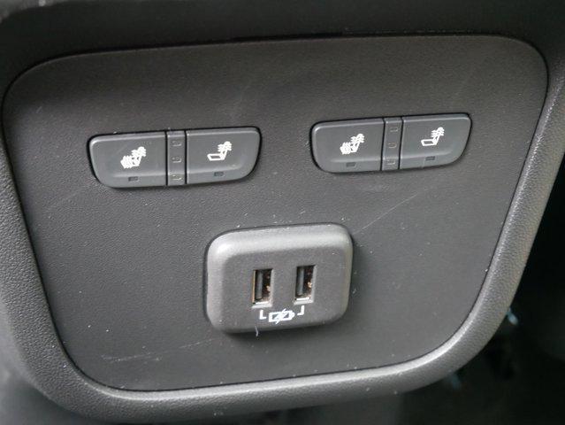 used 2022 Chevrolet Equinox car, priced at $26,995