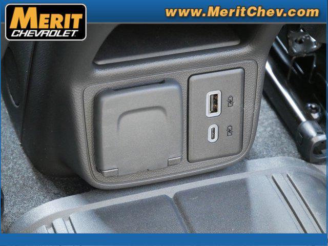 new 2025 Chevrolet TrailBlazer car, priced at $29,325