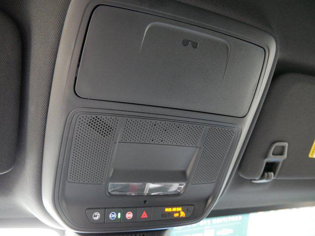 used 2025 Chevrolet Equinox car, priced at $30,995