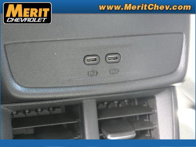 new 2026 Chevrolet Equinox car, priced at $33,199