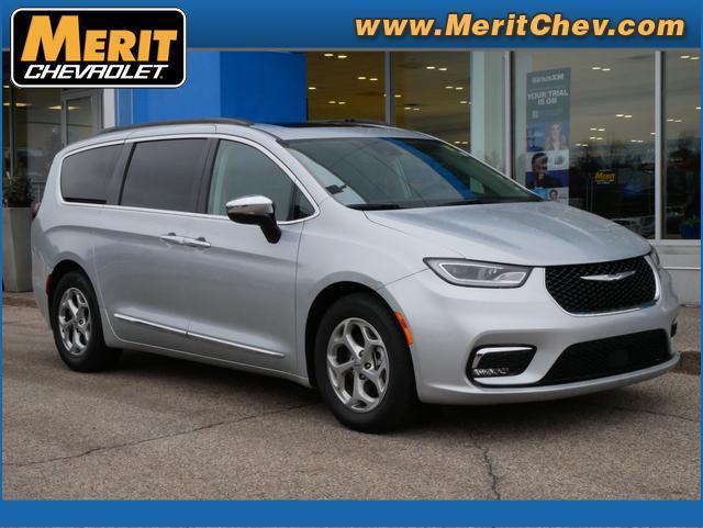 used 2023 Chrysler Pacifica car, priced at $32,995