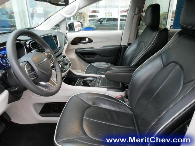 used 2023 Chrysler Pacifica car, priced at $32,995