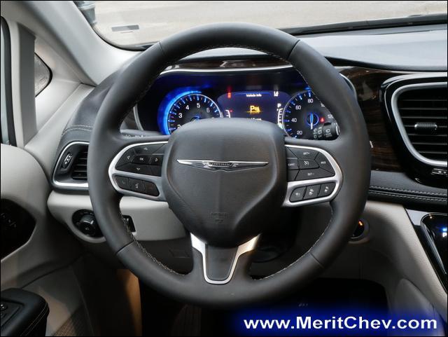 used 2023 Chrysler Pacifica car, priced at $32,995