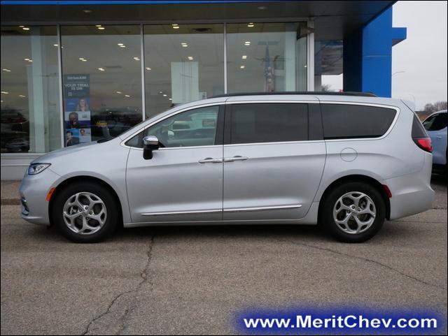 used 2023 Chrysler Pacifica car, priced at $32,995