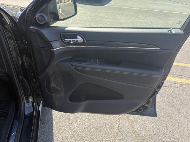 used 2021 Jeep Grand Cherokee car, priced at $29,500