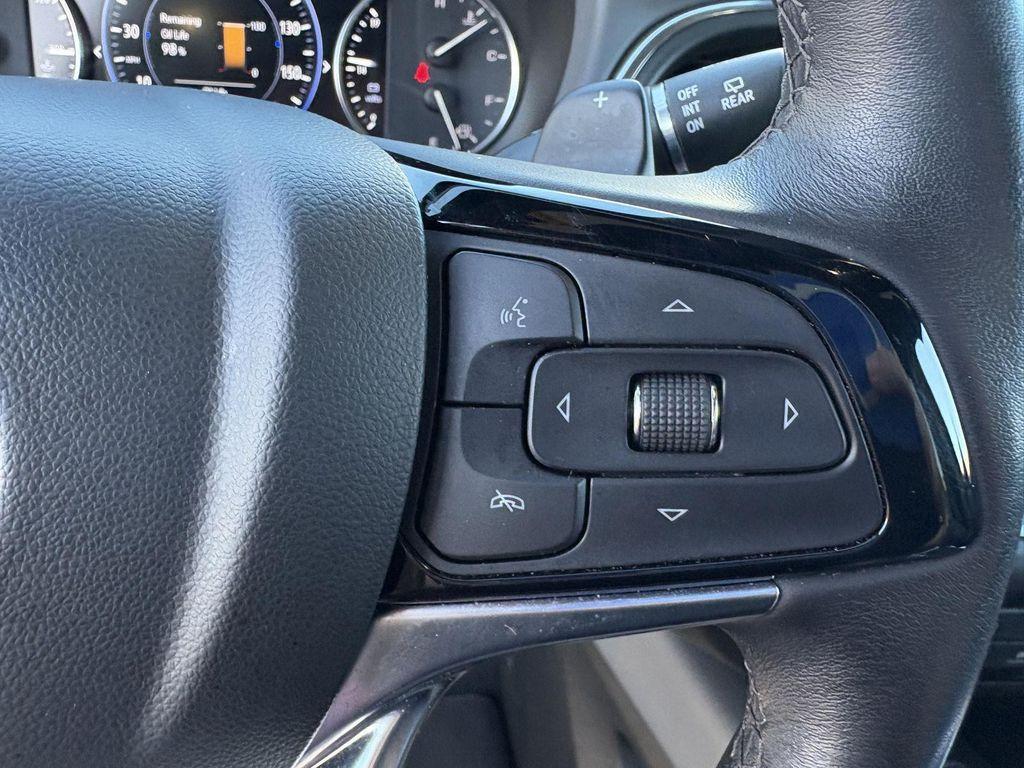 used 2024 Buick Enclave car, priced at $34,052