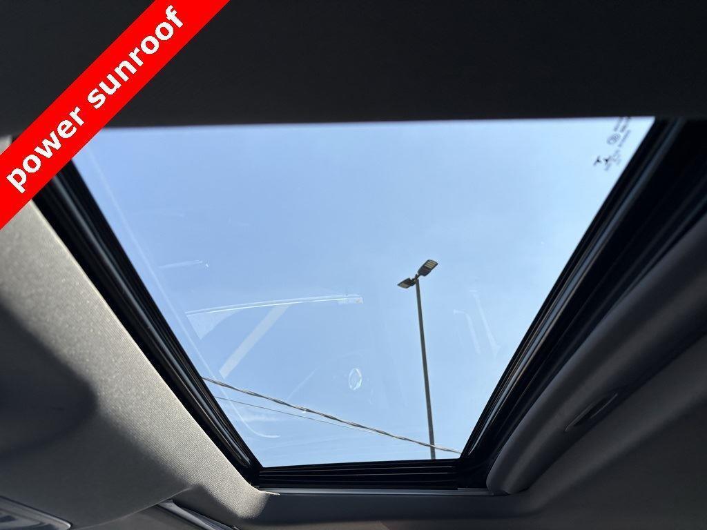 used 2021 GMC Sierra 1500 car, priced at $37,000