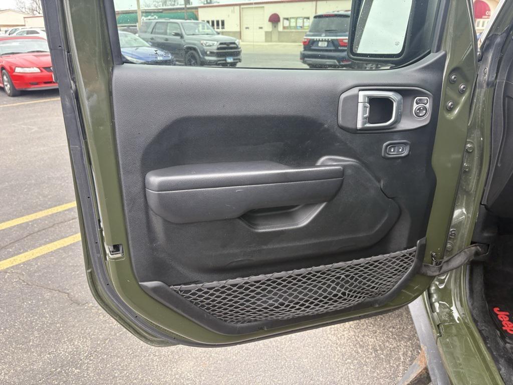 used 2021 Jeep Wrangler Unlimited car, priced at $33,000