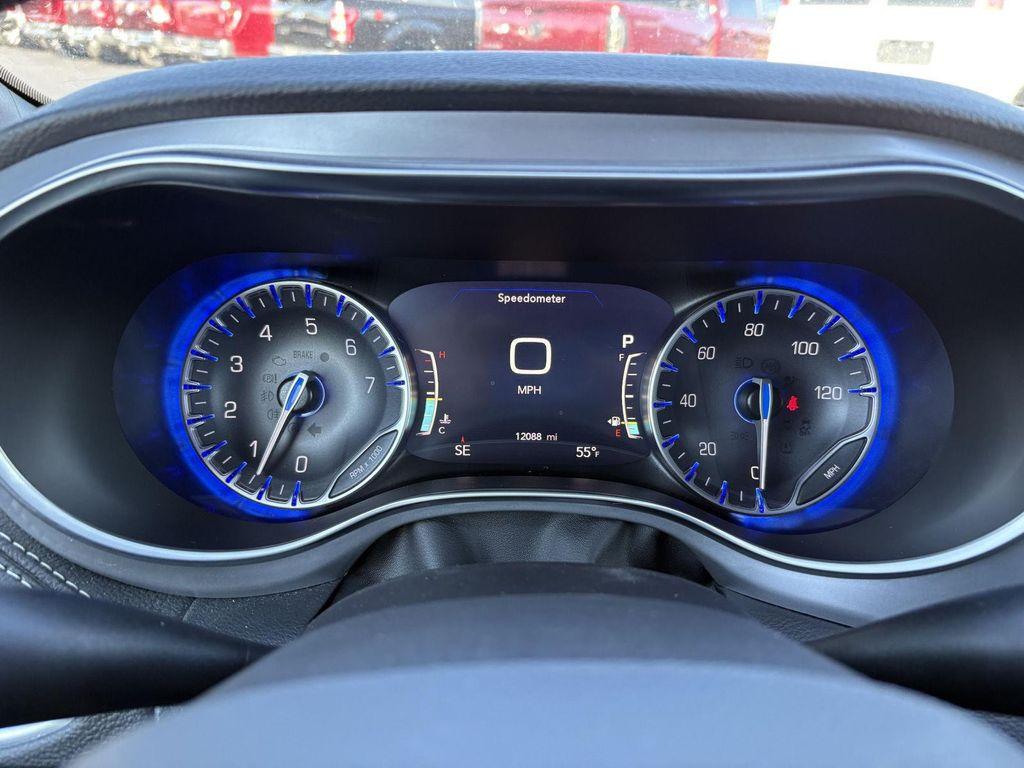 used 2025 Chrysler Pacifica car, priced at $41,000