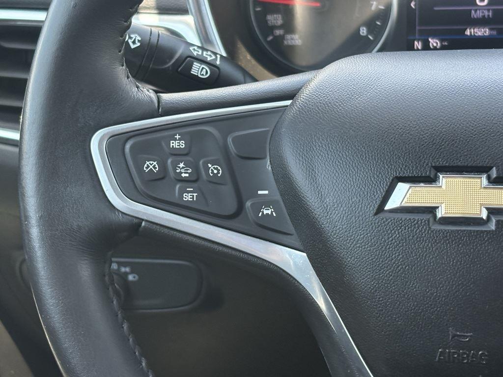 used 2022 Chevrolet Equinox car, priced at $19,000