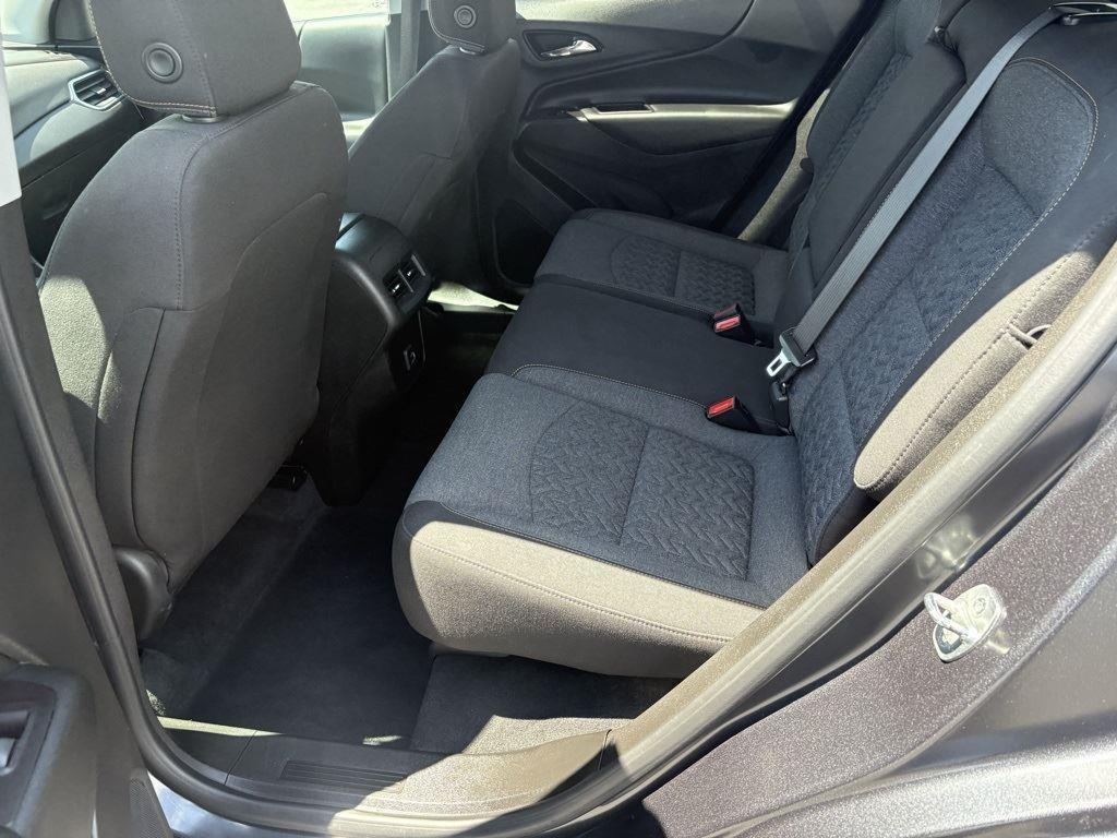 used 2022 Chevrolet Equinox car, priced at $19,000