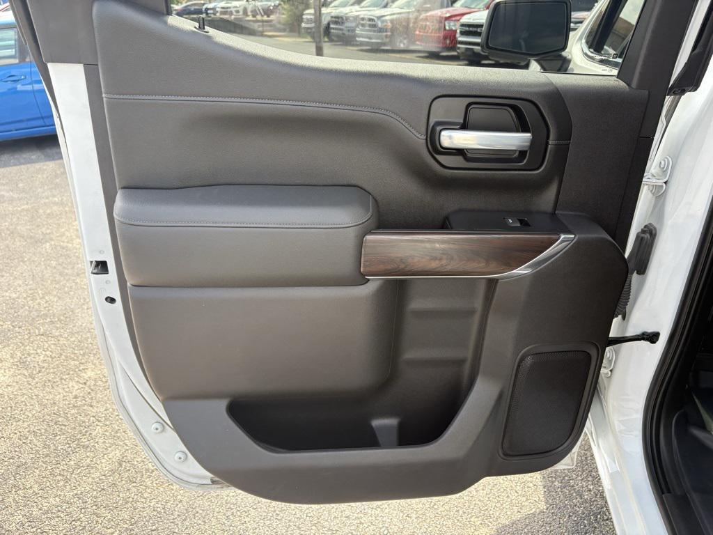 used 2021 GMC Sierra 1500 car, priced at $33,000