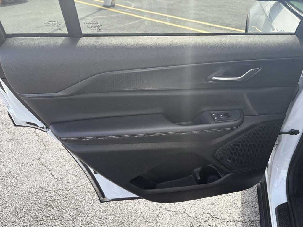 used 2024 Jeep Grand Cherokee L car, priced at $32,500