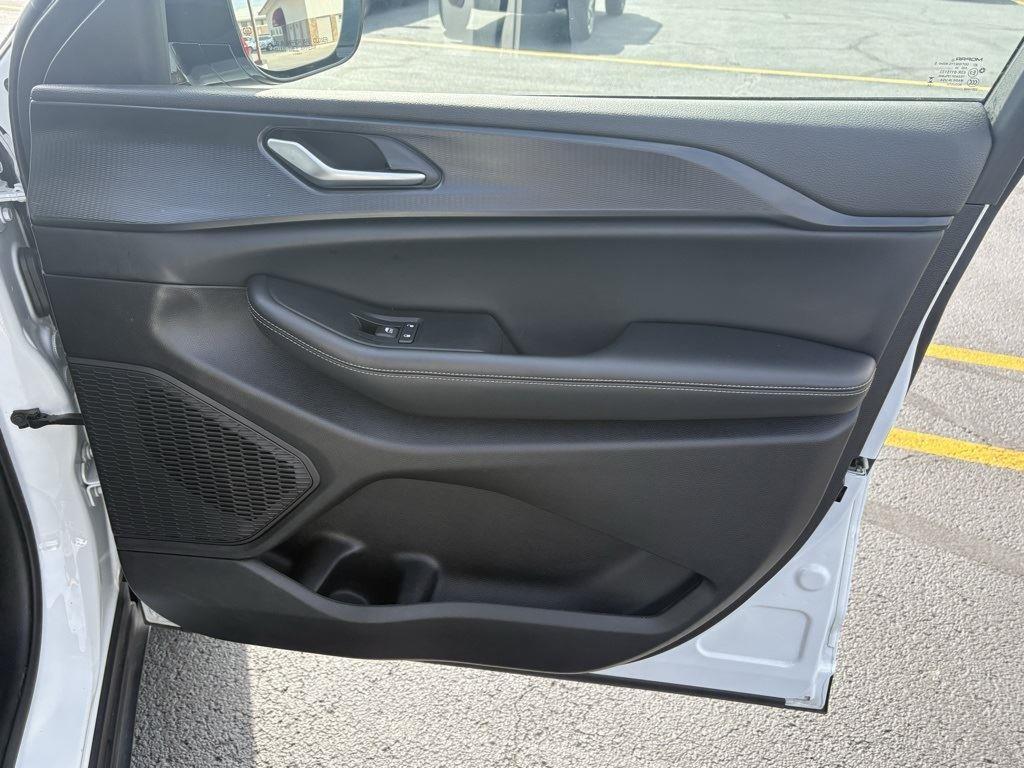 used 2024 Jeep Grand Cherokee L car, priced at $32,500