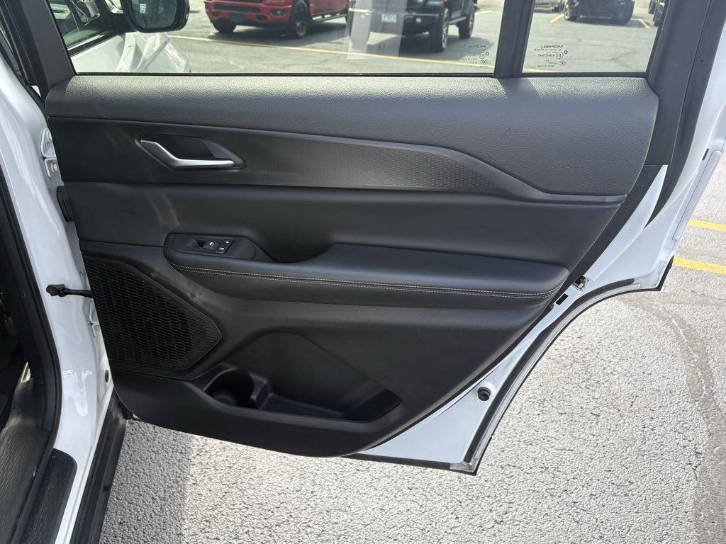 used 2024 Jeep Grand Cherokee L car, priced at $32,500