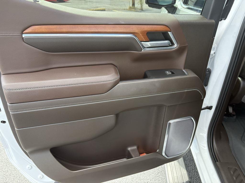 used 2022 GMC Sierra 1500 car, priced at $45,400