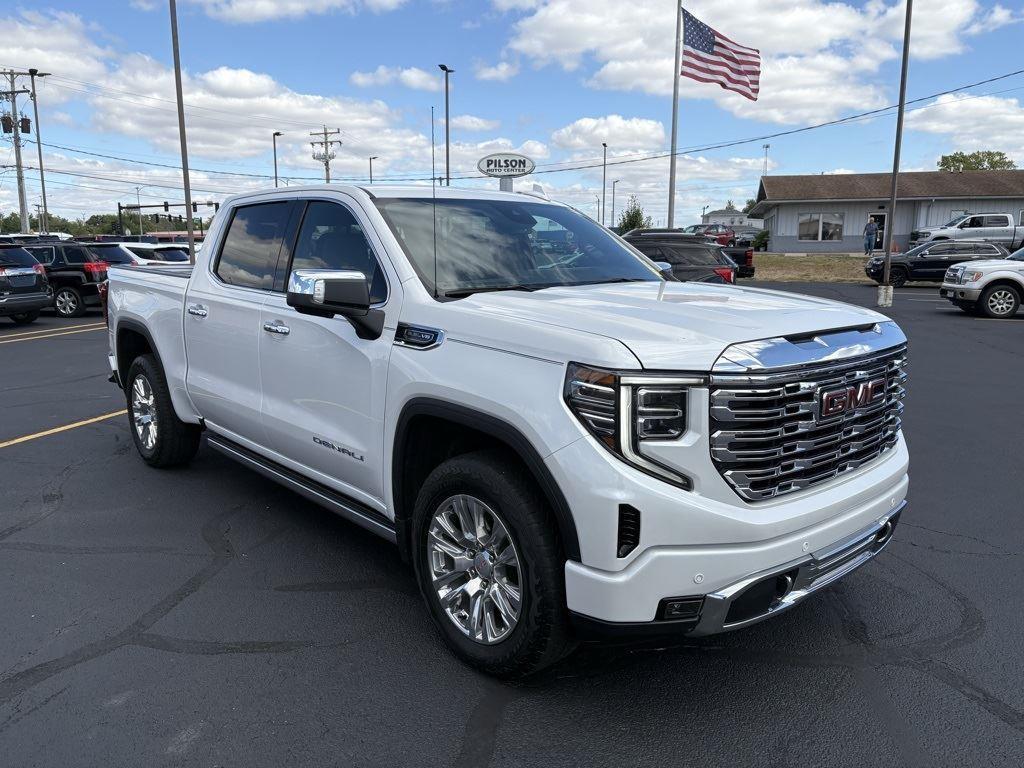 used 2022 GMC Sierra 1500 car, priced at $45,400