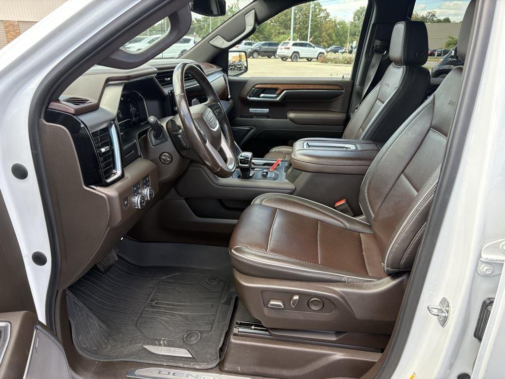 used 2022 GMC Sierra 1500 car, priced at $45,400