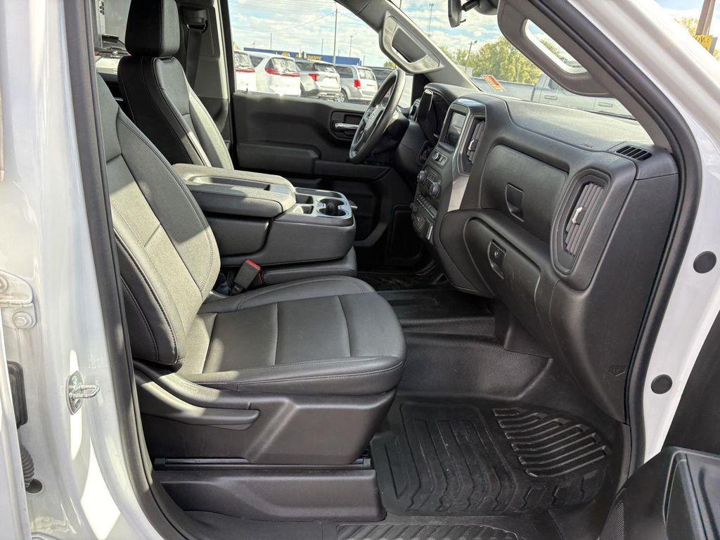 used 2024 Chevrolet Silverado 1500 car, priced at $34,000