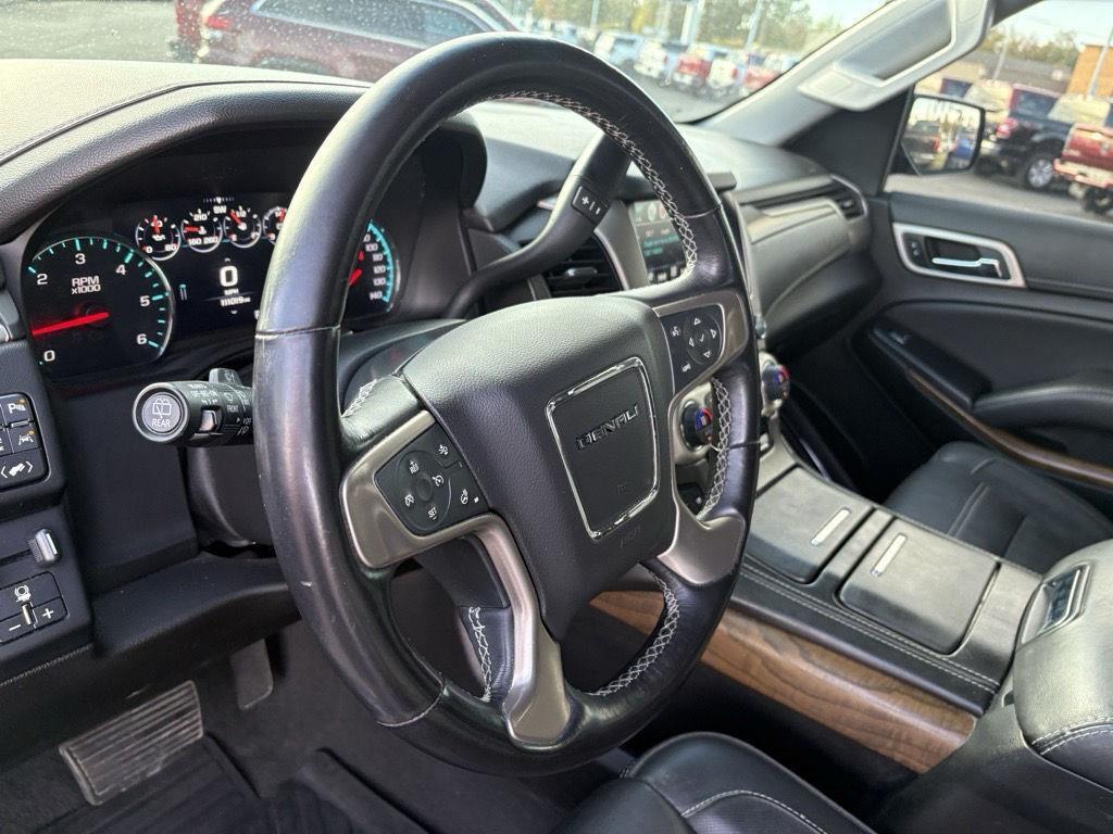 used 2019 GMC Yukon car, priced at $31,500