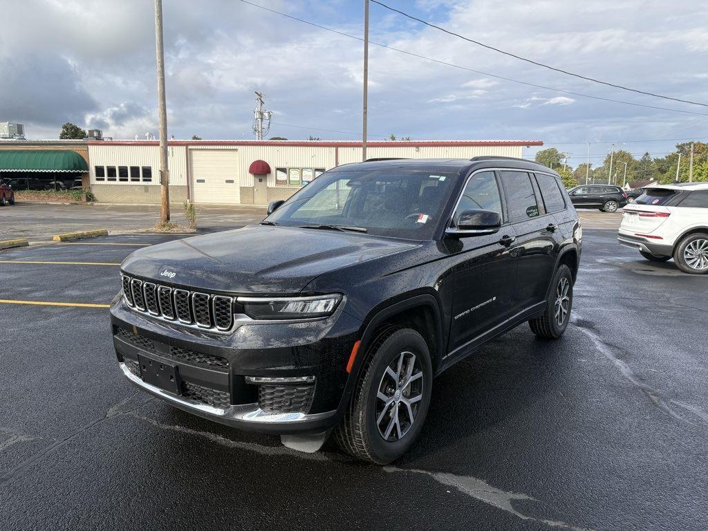 used 2024 Jeep Grand Cherokee L car, priced at $33,400