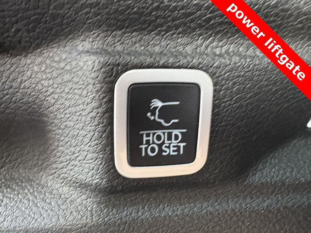 used 2024 Jeep Grand Cherokee L car, priced at $33,400